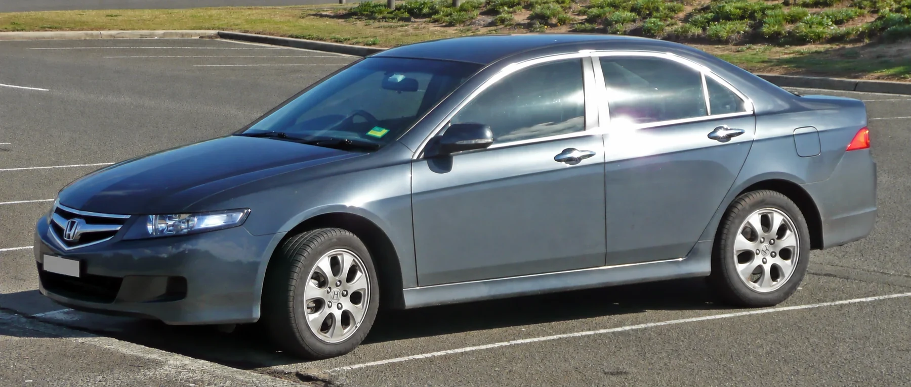 Honda Accord VII Euro, вид сбоку