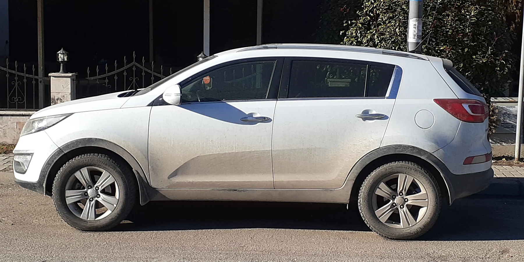 Kia Sportage третьего поколения (SL), вид сбоку