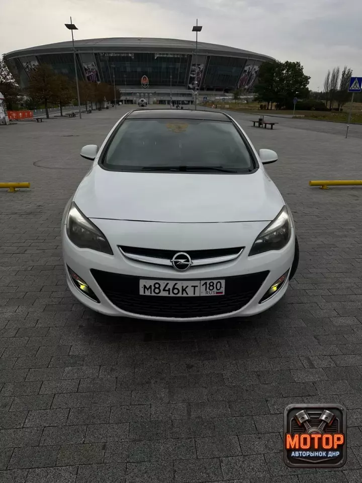 Opel Astra J, 2012