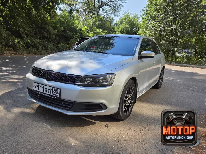 VOLKSWAGEN Jetta, 2011