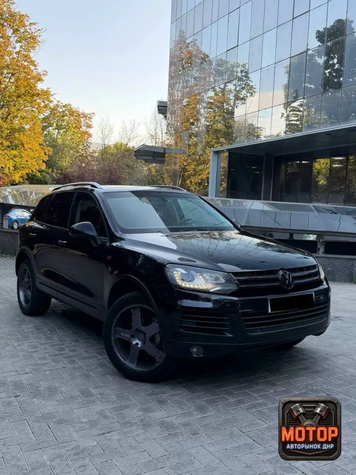 VOLKSWAGEN Touareg, 2011