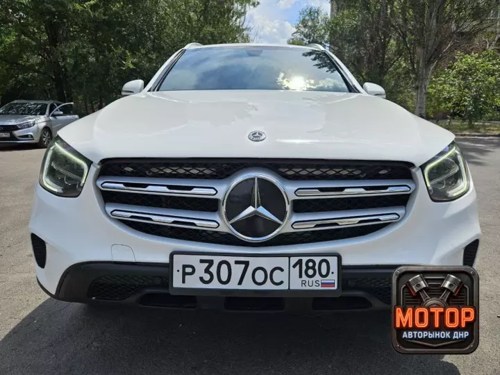 Mercedes-Benz GLC 300, 2021