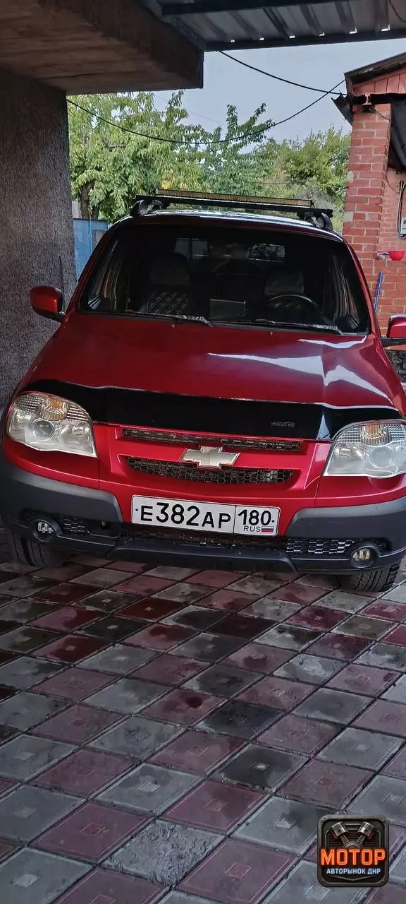 Chevrolet Niva 4x4, 2011