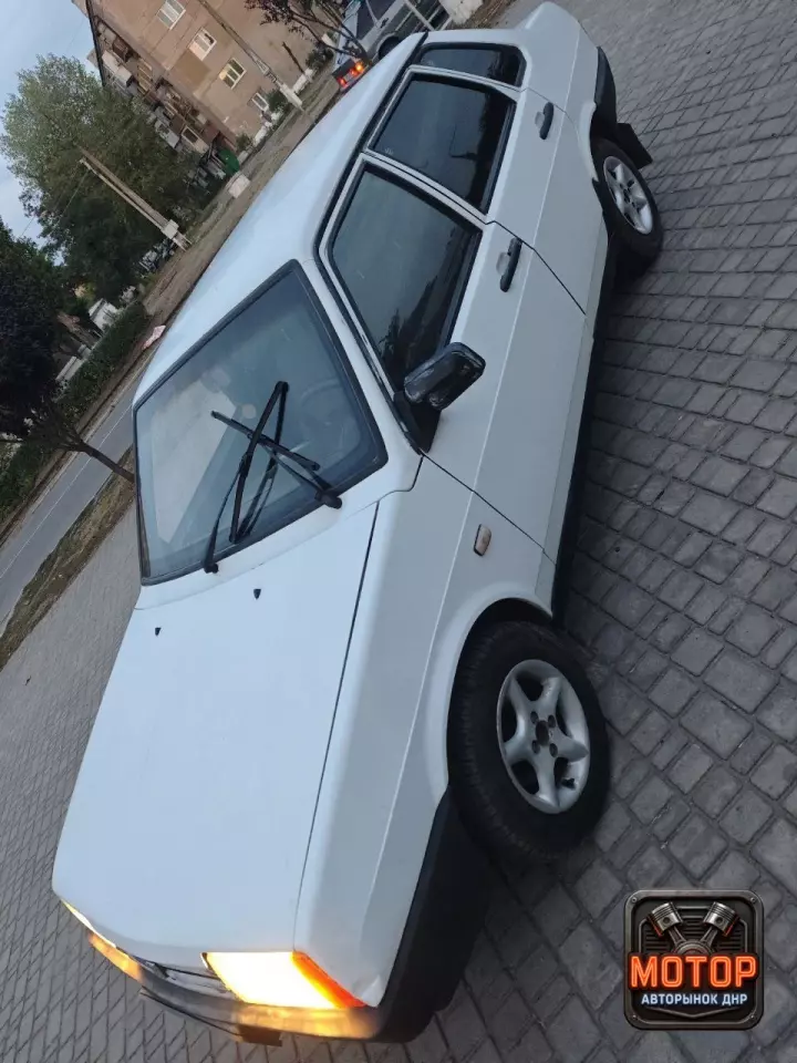 Lada 21099, 1998