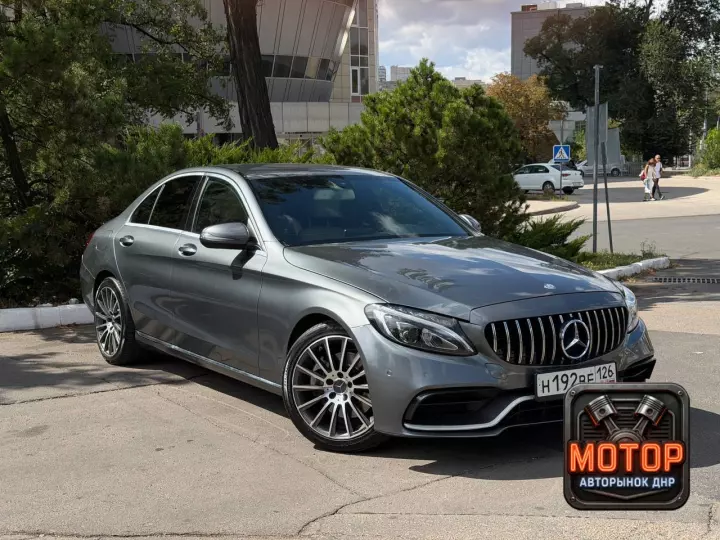 Mercedes-Benz C300, 2017