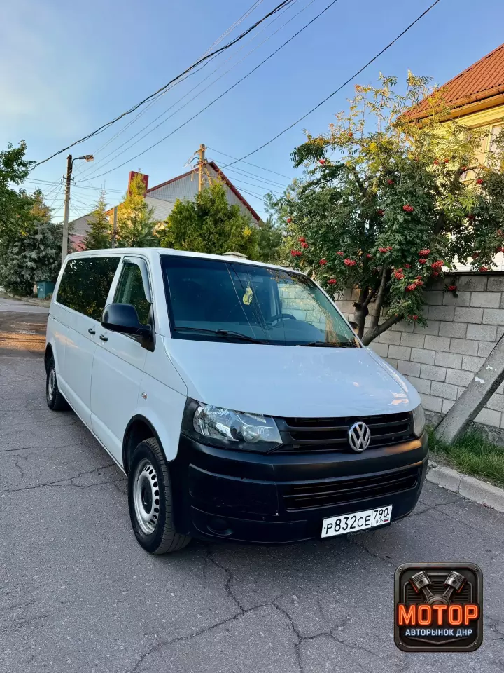 Volkswagen Caravelle, 2012