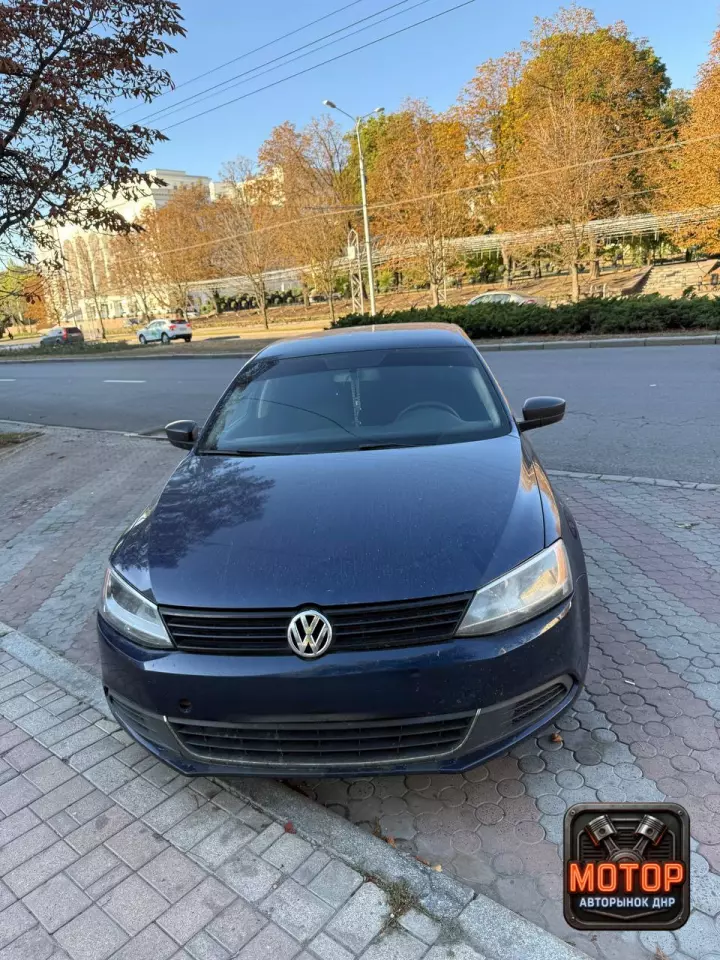 Volkswagen Jetta, 2011