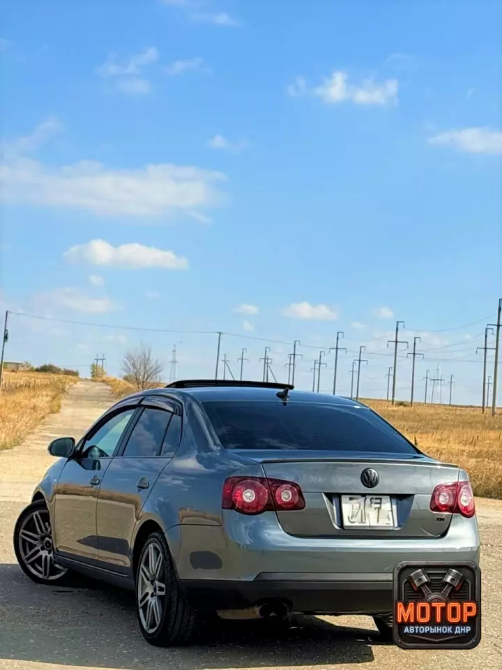 Volkswagen Jetta, 2008
