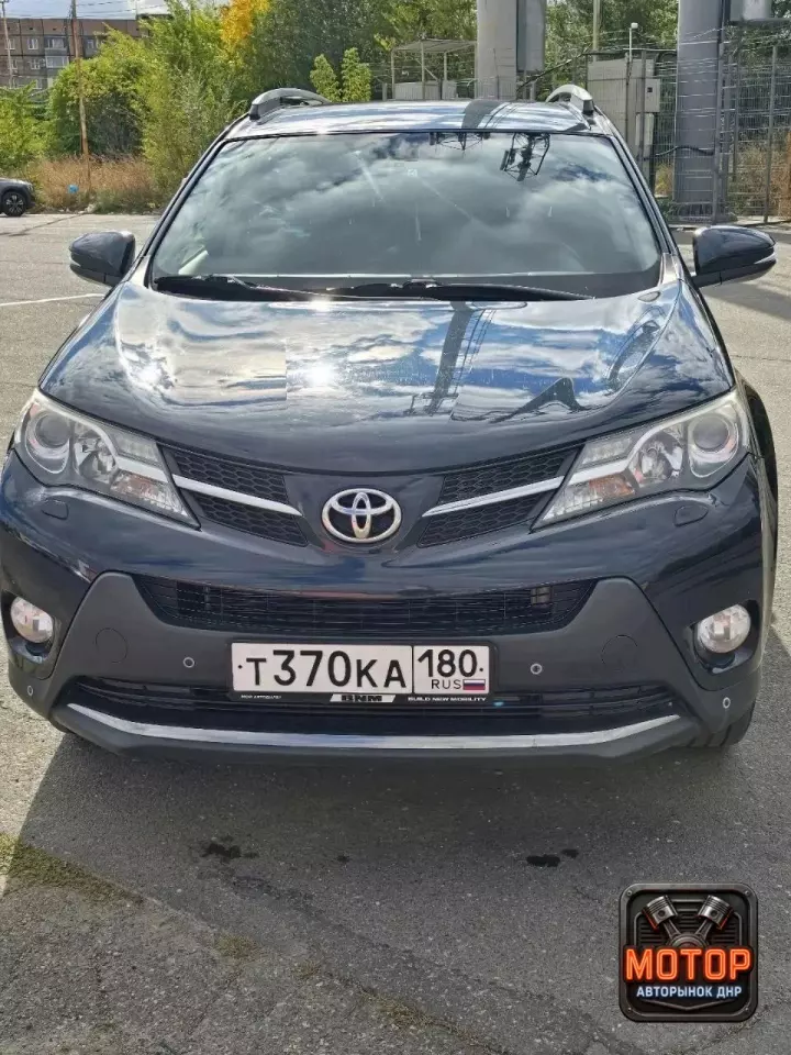 Toyota RAV4, 2015