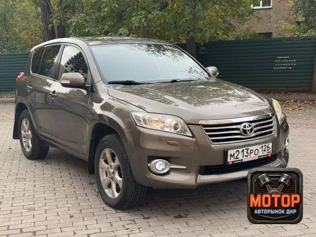 Toyota RAV4, 2010